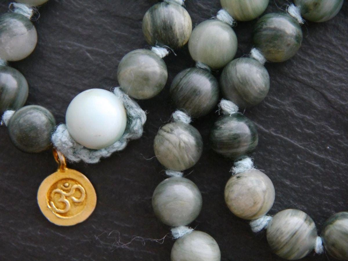 Deep Green Line Jasper108 Mala Bead , Wrap, Hand Knotted Tibetan Prayer Beads