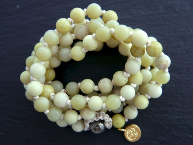 Green Peridot Serpentine 108 Mala Bead , Wrap, Hand Knotted Tibetan Prayer Beads