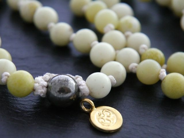 Green Peridot Serpentine 108 Mala Bead , Wrap, Hand Knotted Tibetan Prayer Beads