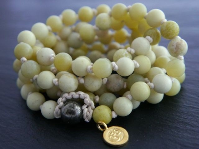 Green Peridot Serpentine 108 Mala Bead , Wrap, Hand Knotted Tibetan Prayer Beads